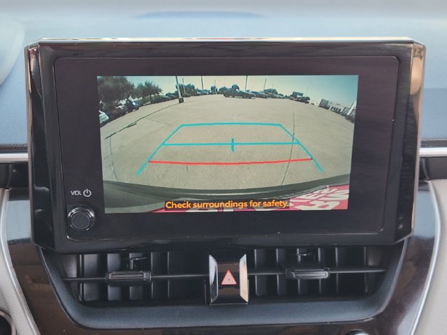 Used 2023 Toyota Corolla Cross LE AWD/4WD image 13