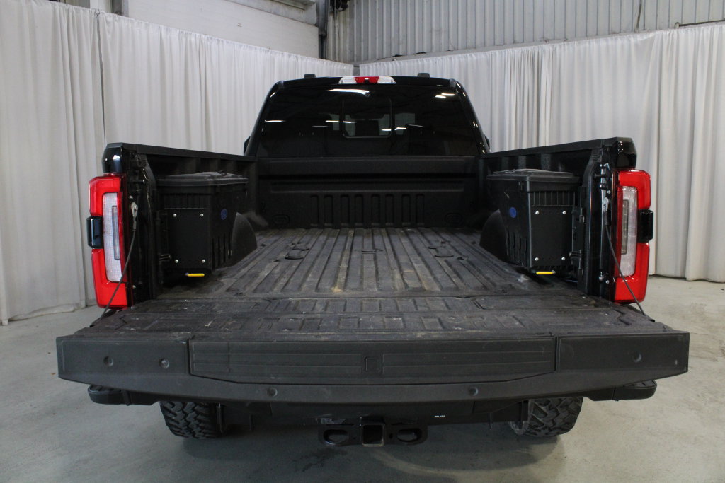 Used 2024 Ford F350 Platinum AWD/4WD image 32
