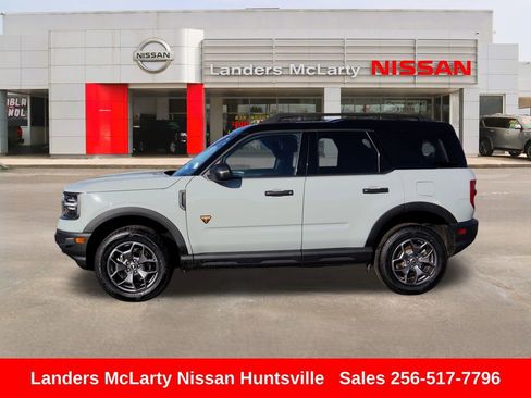 Used 2023 Ford Bronco Sport Badlands image 8