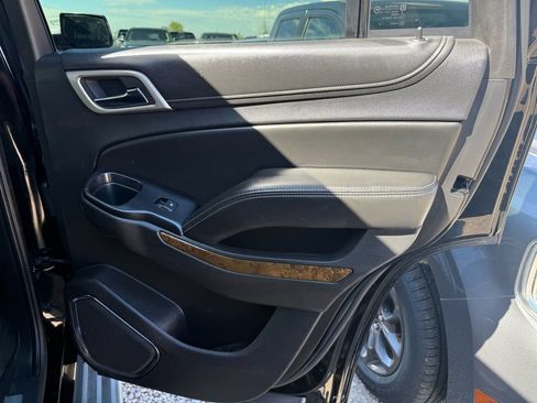 Used 2015 GMC Yukon Denali w/ Touring Package AWD/4WD image 20