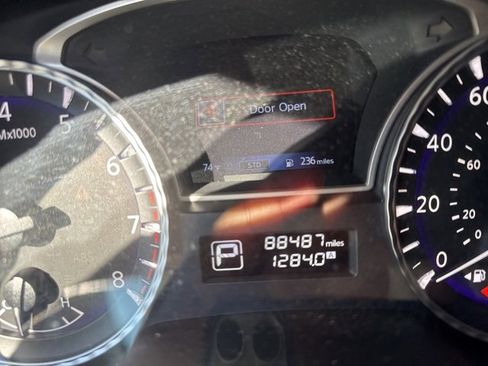 Used 2019 INFINITI QX60 Luxe image 3