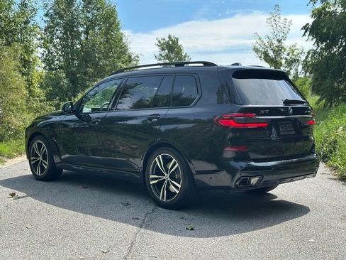 Used 2025 BMW X7 xDrive40i w/ M Sport Package AWD/4WD image 9