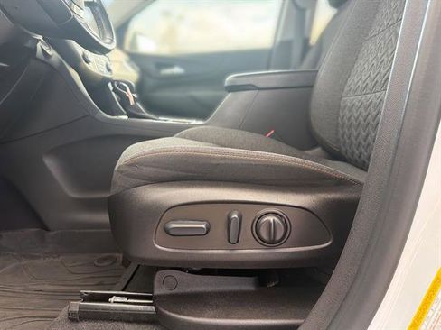 Used 2023 Chevrolet Equinox LT image 14