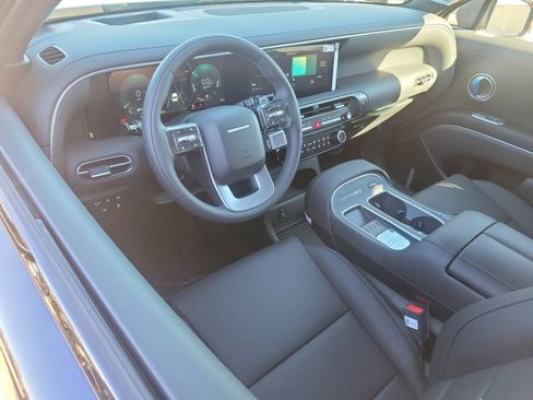 New 2026 Hyundai Palisade Calligraphy FWD image 6