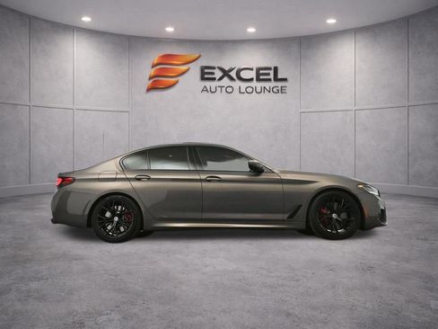Used 2023 BMW M550i xDrive w/ Dynamic Handling Package AWD/4WD image 58