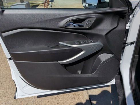 New 2026 Chevrolet Trax LS w/ LS Convenience Package image 10