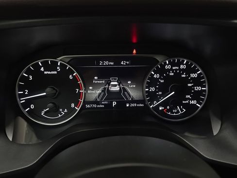 Used 2023 Nissan Rogue S image 19