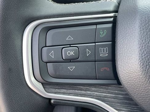Used 2024 Jeep Wagoneer L Series II RWD image 73