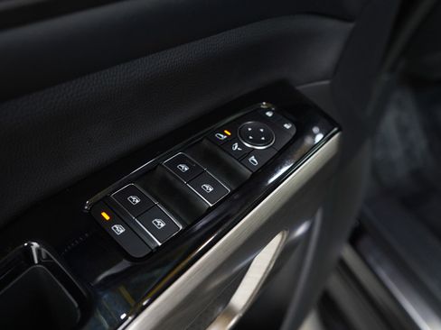 Used 2023 Nissan Pathfinder Platinum w/ Lighting Package (N93) image 21