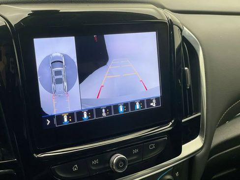 Certified 2021 Chevrolet Traverse Premier image 12