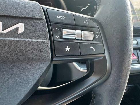 Used 2025 Kia K4 EX FWD image 15
