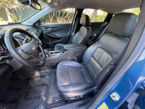 Used 2024 Chevrolet Malibu LT image 27