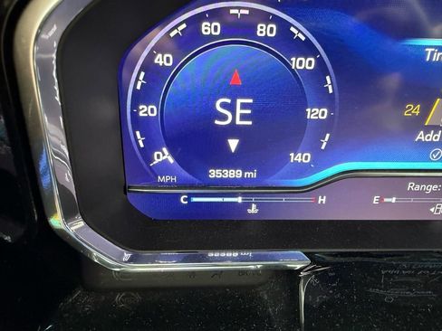 Used 2024 Chevrolet Silverado 1500 High Country image 12