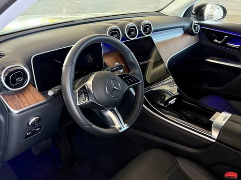 Used 2025 Mercedes-Benz GLC 350e 4MATIC w/ Driver Assistance Package image 2