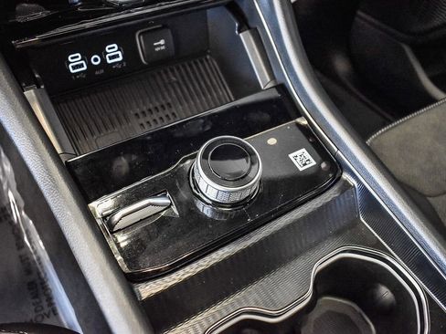 New 2026 Jeep Grand Cherokee Altitude image 19