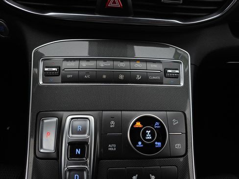 Certified 2021 Hyundai Santa Fe SEL w/ Convenience Package image 19