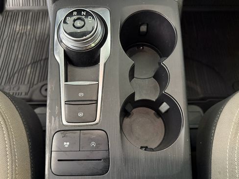 Used 2020 Ford Escape S image 24