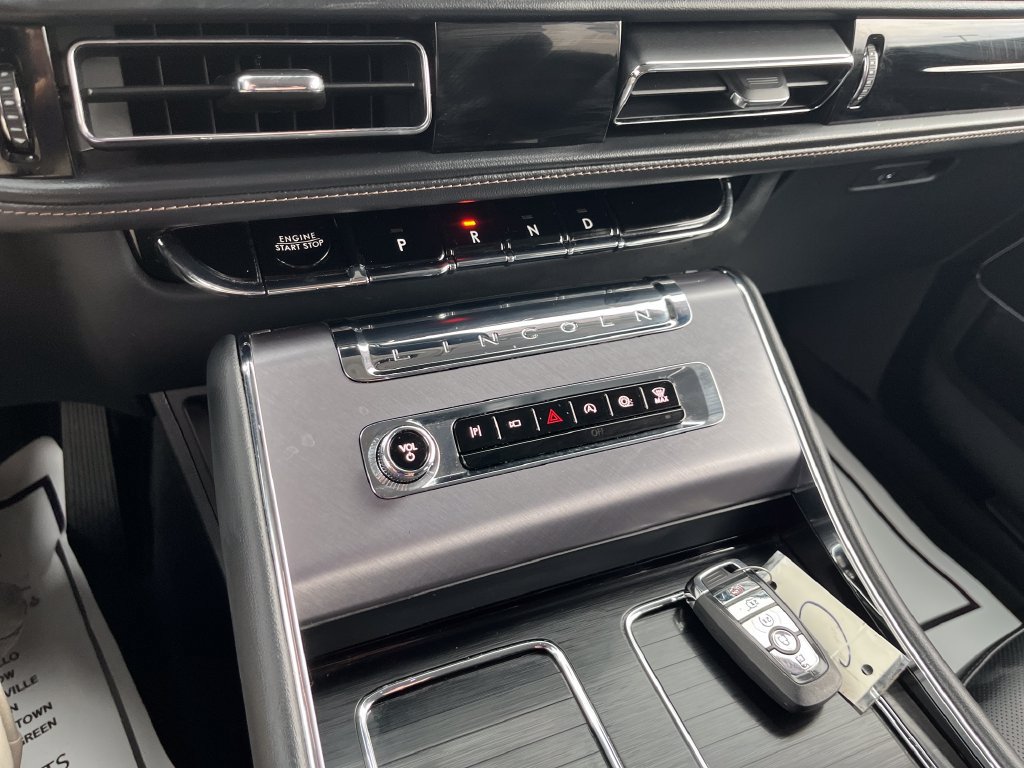 Used 2025 Lincoln Aviator AWD image 20