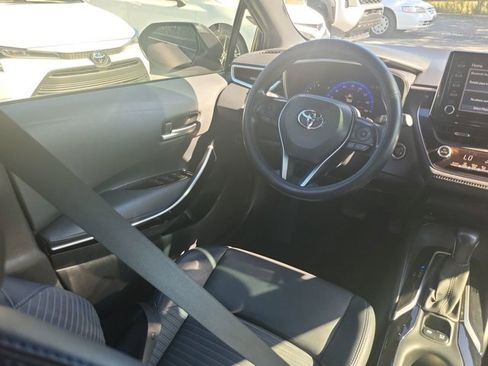Used 2020 Toyota Corolla XSE image 22