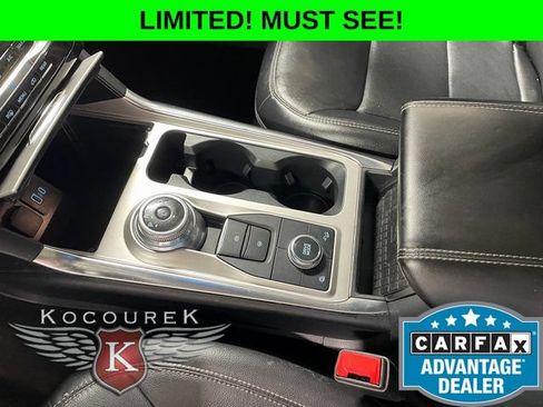 Used 2022 Ford Explorer Limited w/ Class IV Trailer Tow Package AWD/4WD image 17