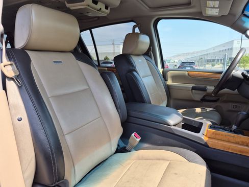 Used 2013 Nissan Armada Platinum w/ Platinum Reserve Pkg AWD/4WD image 31