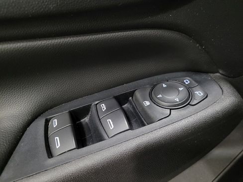 Used 2018 Chevrolet Equinox LT AWD/4WD image 25