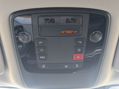 New 2026 Kia Carnival LXS image 33