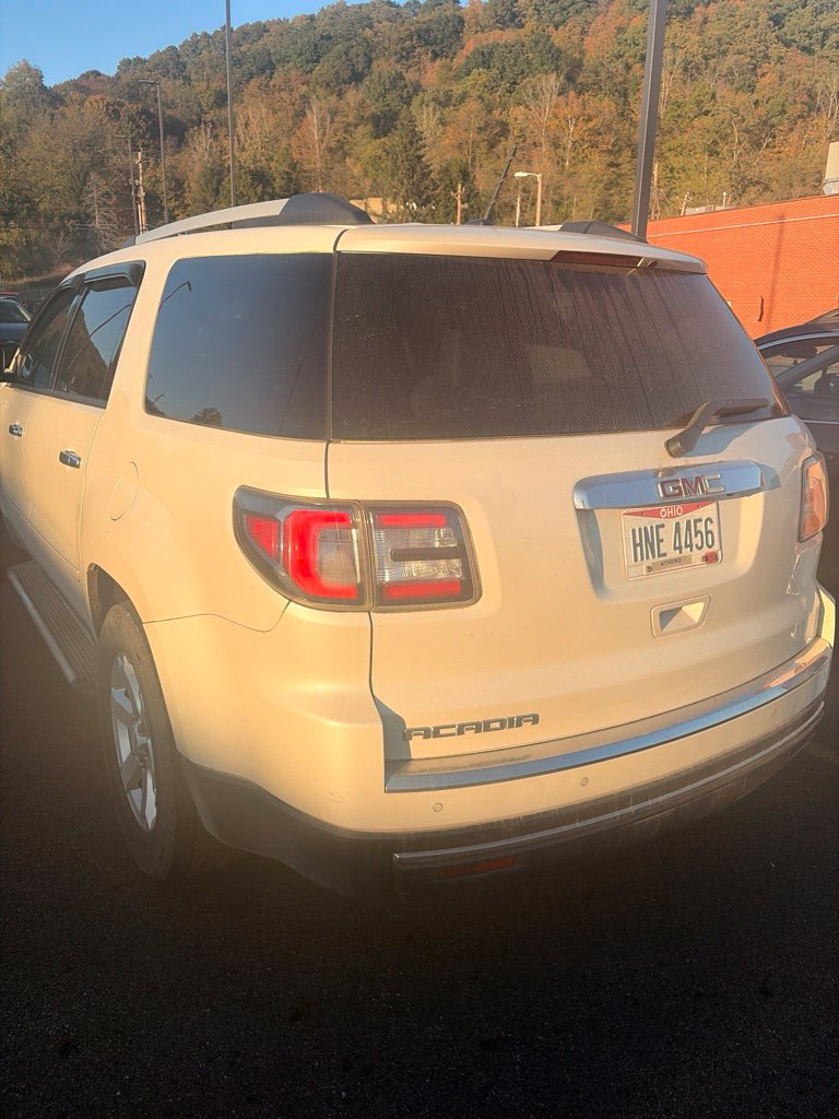 Used 2015 GMC Acadia SLE FWD image 7