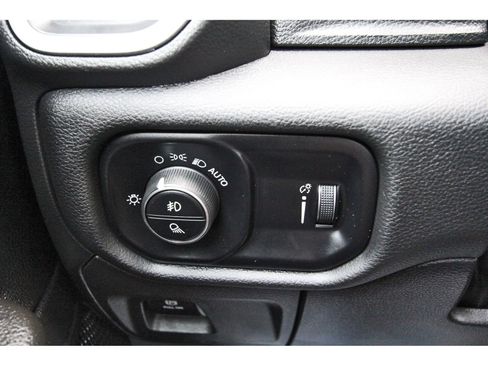 Used 2023 RAM 1500 Lone Star image 17