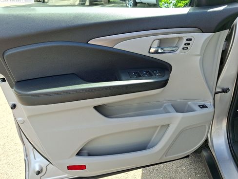 Certified 2021 Honda Pilot Special Edition image 14