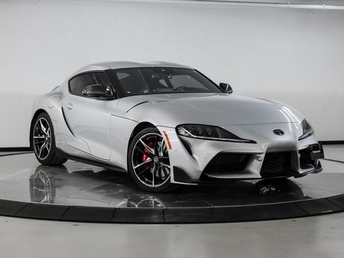 Used 2022 Toyota Supra Premium w/ Driver Assist Package image 10
