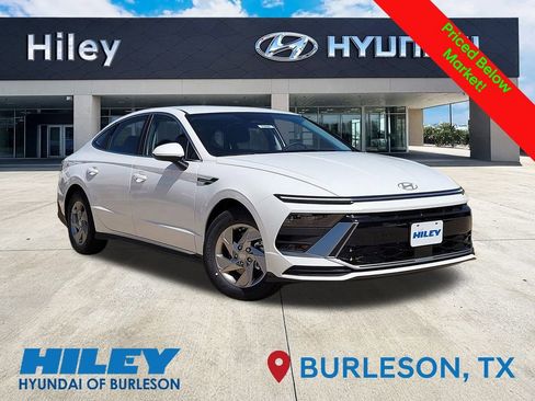 Used 2025 Hyundai Sonata SE image 1
