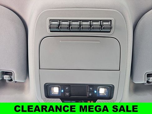 New 2025 Ford F550 4x4 Regular Cab Super Duty image 31