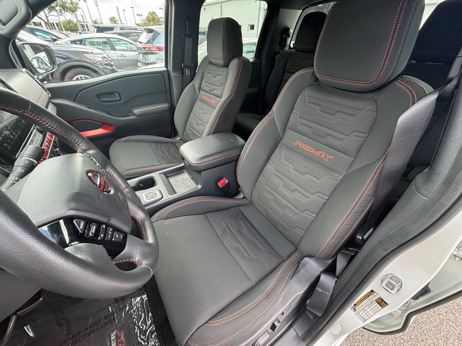 Used 2026 Nissan Frontier PRO-4X AWD/4WD image 35