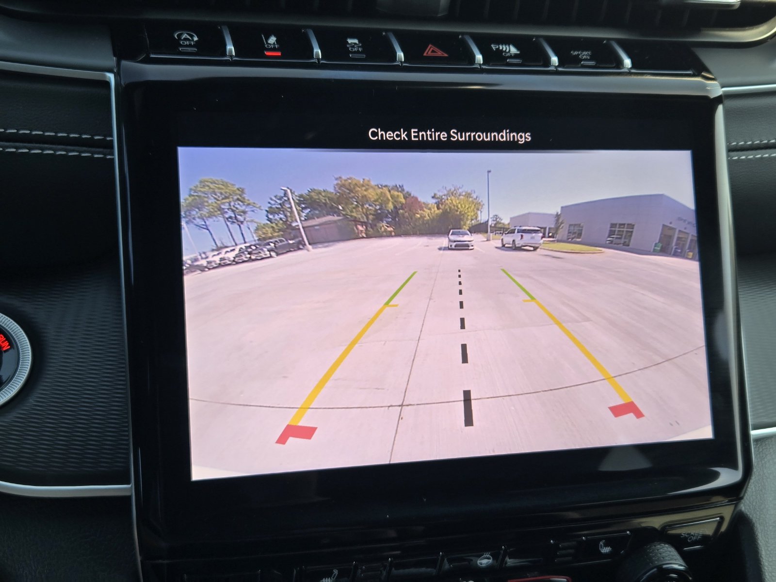 New 2027 Jeep Grand Cherokee Laredo X RWD image 16