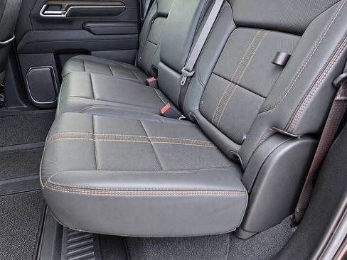 Used 2024 Chevrolet Silverado 3500 High Country w/ High Country Premium Package AWD/4WD image 29