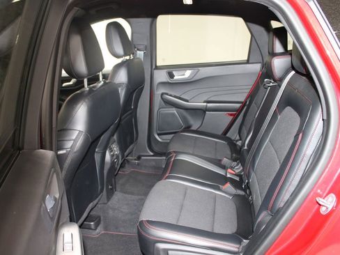 Used 2023 Ford Escape ST-Line w/ Tech Pack #1 FWD image 23