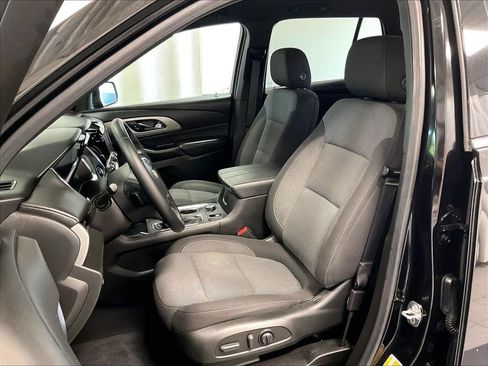 Used 2023 Chevrolet Traverse LT AWD/4WD image 10
