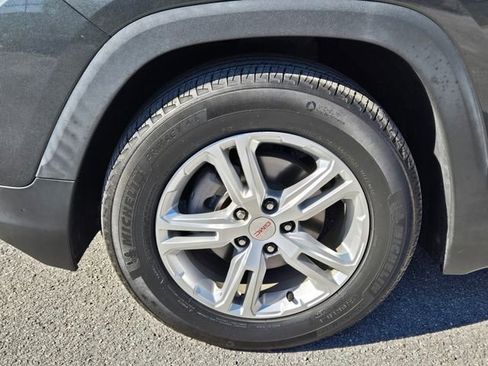 Used 2021 GMC Terrain SLE w/ Driver Convenience Package image 7