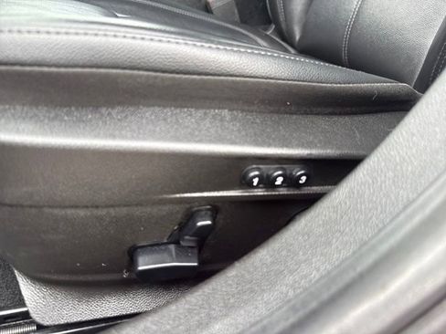 Used 2021 Alfa Romeo Giulia Sprint w/ Cold Weather Package image 35