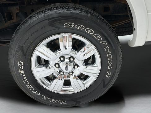 Used 2012 Ford F150 Lariat w/ Lariat Chrome Pkg AWD/4WD image 10