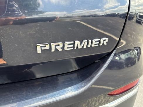 Used 2021 Chevrolet Equinox Premier FWD image 30