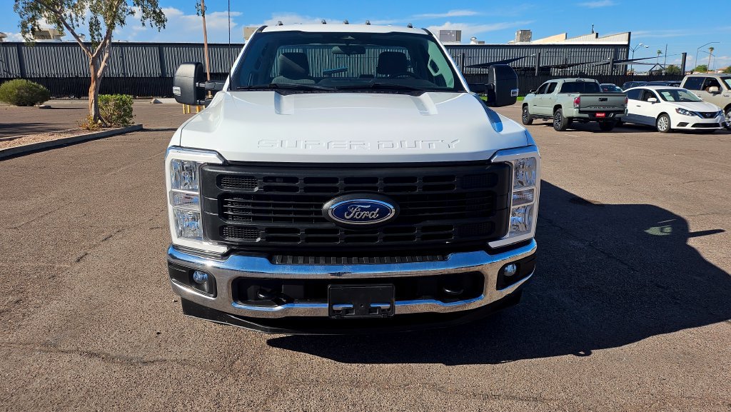 Used 2024 Ford F250 XL w/ XL Driver Assist Package RWD image 3