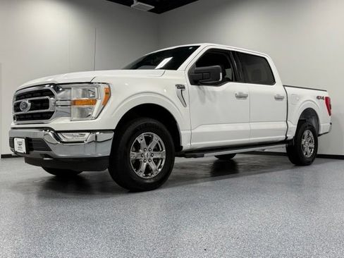 Certified 2021 Ford F150 XLT w/ Equipment Group 301A Mid AWD/4WD image 5