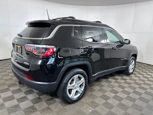 Used 2023 Jeep Compass Latitude w/ Convenience Group image 3