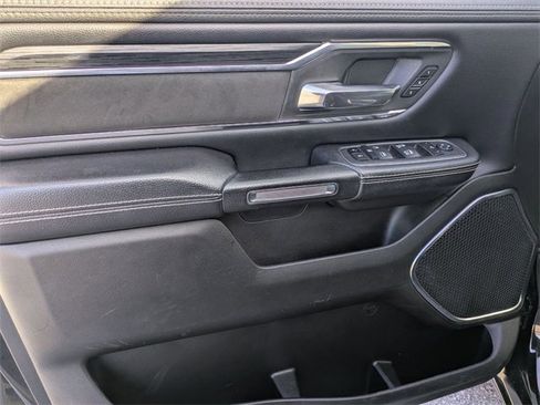 Used 2024 RAM 1500 Laramie image 10