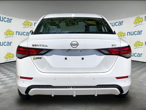 Used 2024 Nissan Sentra SV FWD image 5