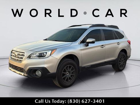 Used 2017 Subaru Outback 3.6R Limited image 4