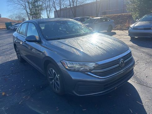 Used 2024 Volkswagen Jetta S image 22