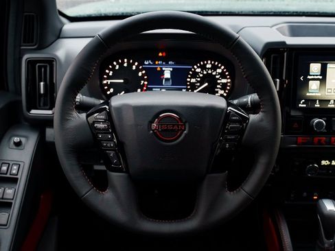 New 2026 Nissan Frontier PRO-4X w/ Pro-4x Convenience Package AWD/4WD image 12